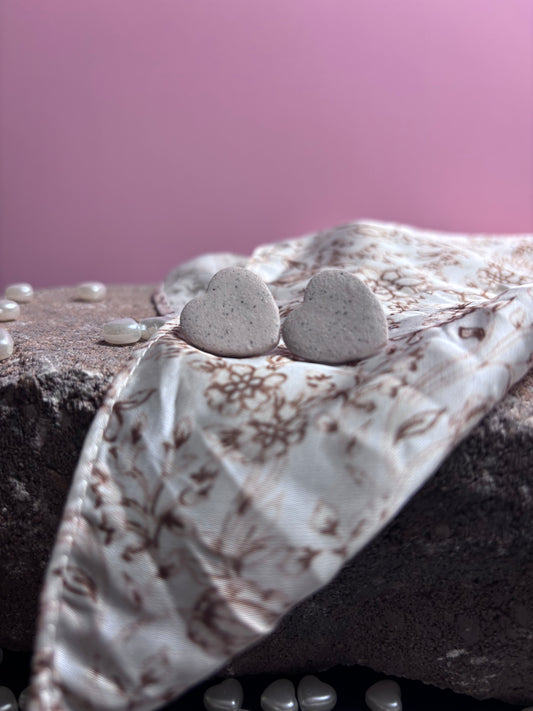 Grey heart studs