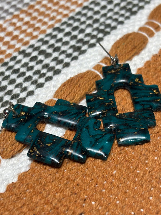 🌿 Long Silver Dangle Earrings