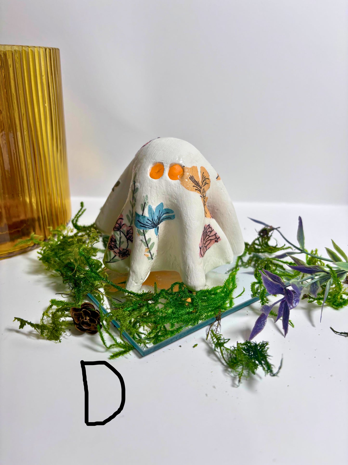 🌸 Handmade Clay Floral Ghost with Flickering Tea Light